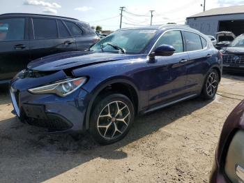  Salvage Alfa Romeo Stelvio