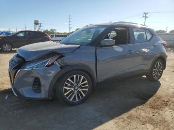  Salvage Nissan Kicks