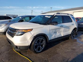  Salvage Ford Explorer