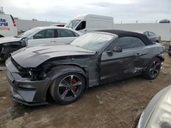  Salvage Ford Mustang