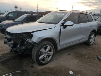  Salvage Volkswagen Touareg