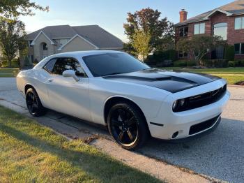  Salvage Dodge Challenger