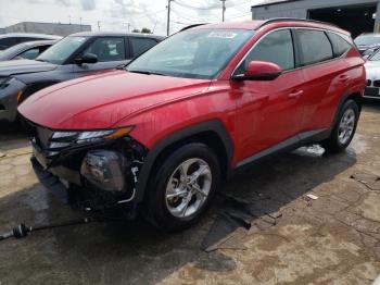  Salvage Hyundai TUCSON