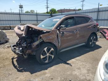  Salvage Hyundai TUCSON