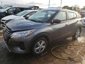  Salvage Nissan Kicks