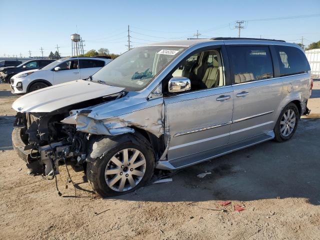  Salvage Chrysler Minivan