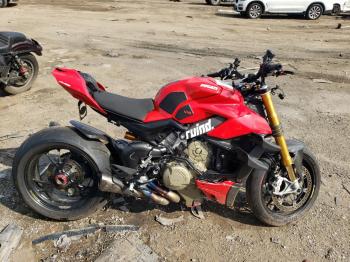  Salvage Ducati Streetfigh