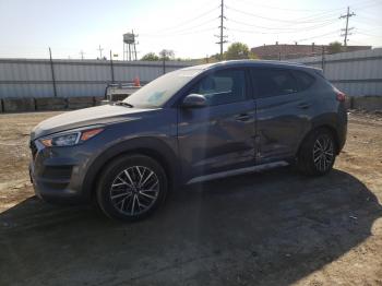  Salvage Hyundai TUCSON