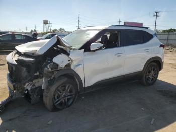  Salvage Kia Seltos