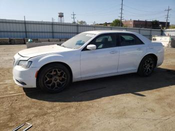  Salvage Chrysler 300