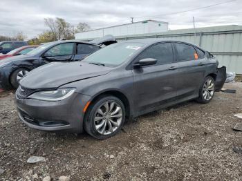  Salvage Chrysler 200