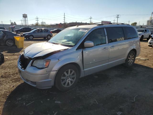  Salvage Chrysler Minivan