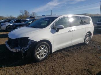  Salvage Chrysler Pacifica