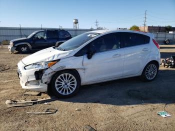  Salvage Ford Fiesta