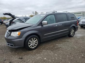  Salvage Chrysler Minivan