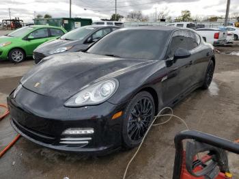  Salvage Porsche Panamera