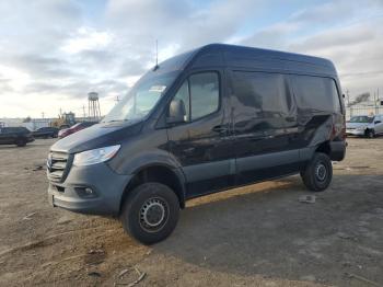  Salvage Mercedes-Benz Sprinter