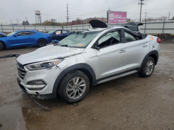  Salvage Hyundai TUCSON