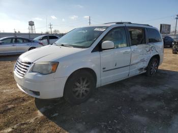  Salvage Chrysler Minivan