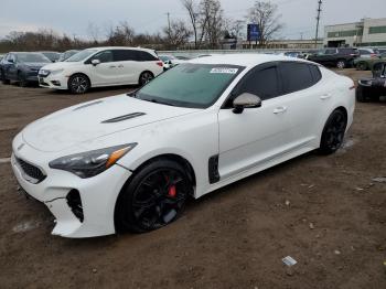  Salvage Kia Stinger