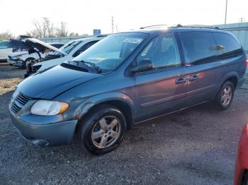  Salvage Dodge Caravan