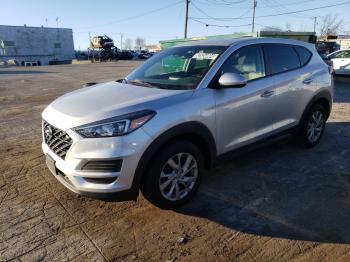  Salvage Hyundai TUCSON