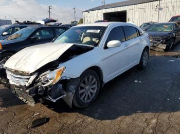  Salvage Chrysler 200