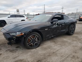  Salvage Ford Mustang