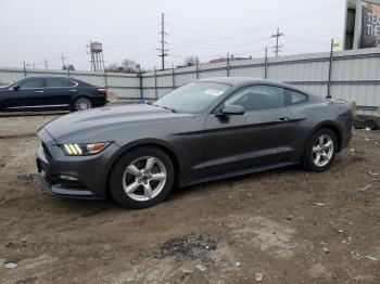  Salvage Ford Mustang