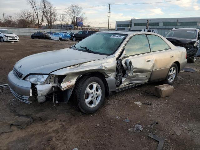  Salvage Lexus Es