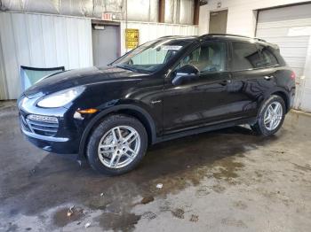  Salvage Porsche Cayenne