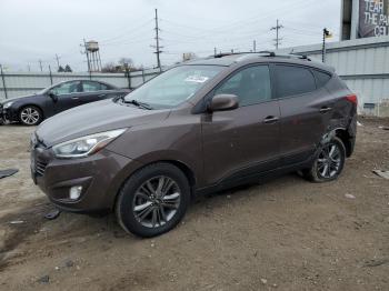  Salvage Hyundai TUCSON