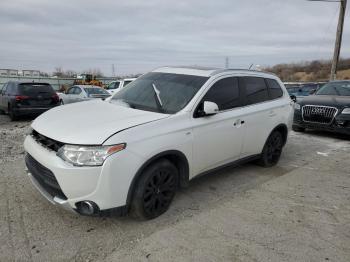  Salvage Mitsubishi Outlander