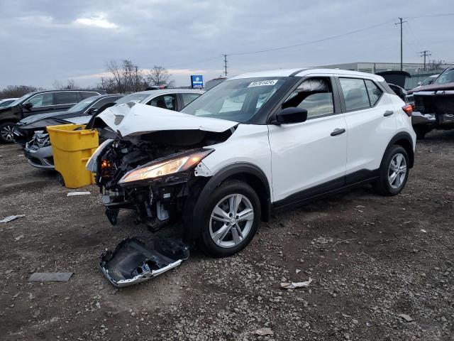  Salvage Nissan Kicks