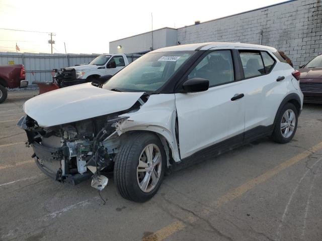  Salvage Nissan Kicks