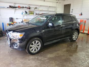  Salvage Mitsubishi Outlander