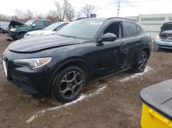  Salvage Alfa Romeo Stelvio