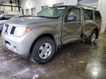  Salvage Nissan Pathfinder