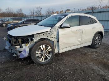  Salvage Mercedes-Benz GLA