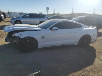  Salvage Ford Mustang