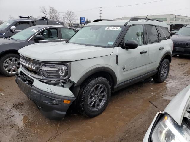  Salvage Ford Bronco