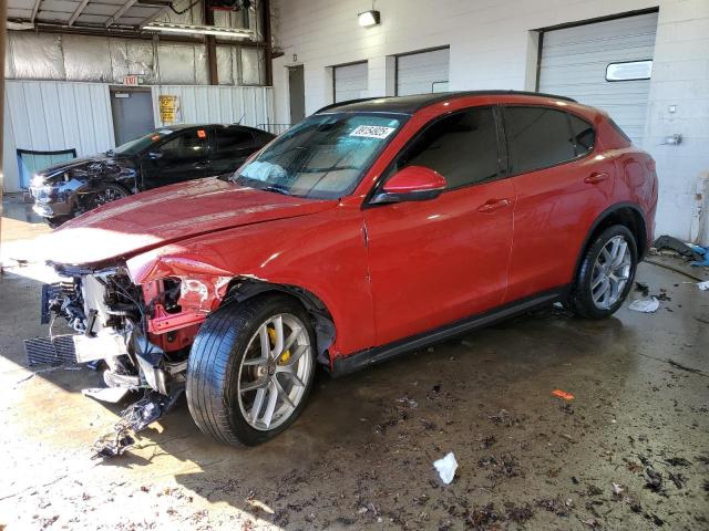  Salvage Alfa Romeo Stelvio