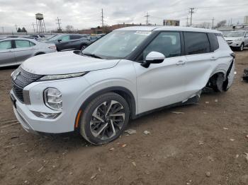  Salvage Mitsubishi Outlander