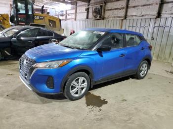  Salvage Nissan Kicks