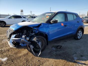  Salvage Nissan Kicks