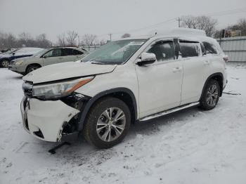  Salvage Toyota Highlander