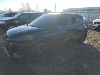  Salvage Nissan Kicks