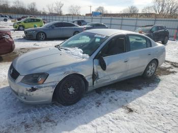  Salvage Nissan Altima