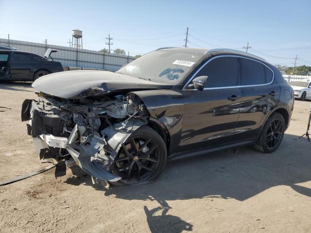 Salvage Alfa Romeo Stelvio