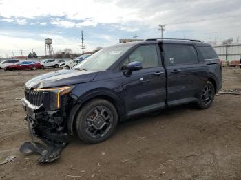  Salvage Kia Carnival